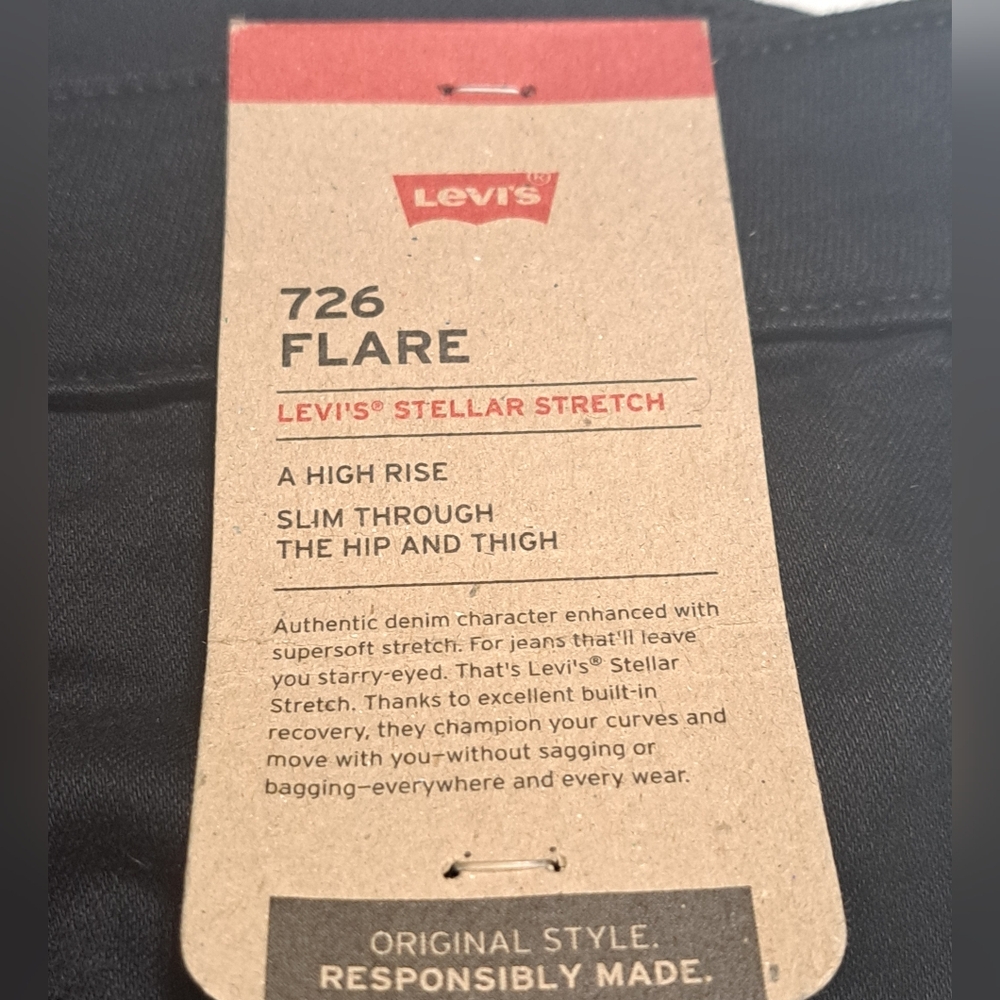 Levi's Women's 726 High-Rise Flare Stretch Denim Jeans Black 34 X 32 NWT - Picture 7 of 15